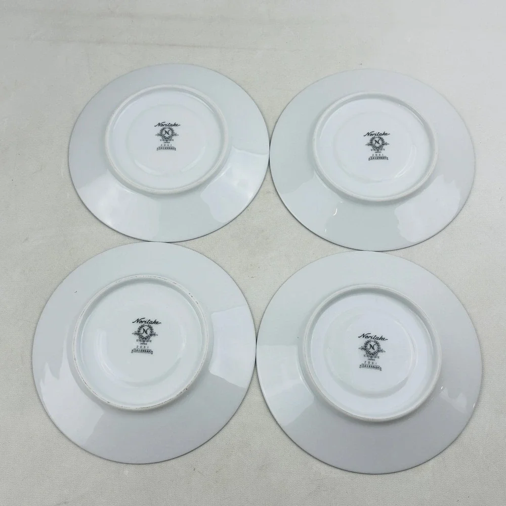 Noritake Savannah Saucer Lot of 4 White Floral Blue Pink Platinum‎ Trim Japan